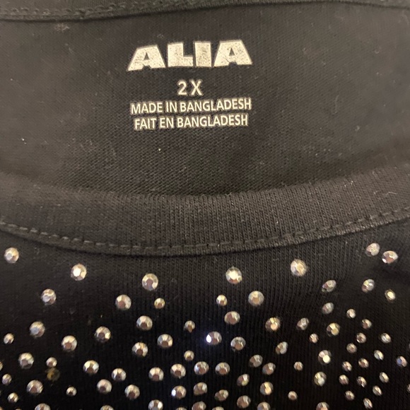 2/$20❤️- SHIRT | Women’s Alia shirt size 2X - Picture 3 of 3